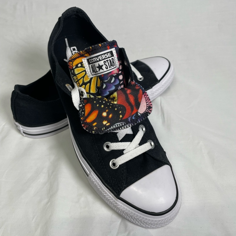 NEW black Converse w/butterfly design (hide-able)  tongue. NEW never worn! Sz10